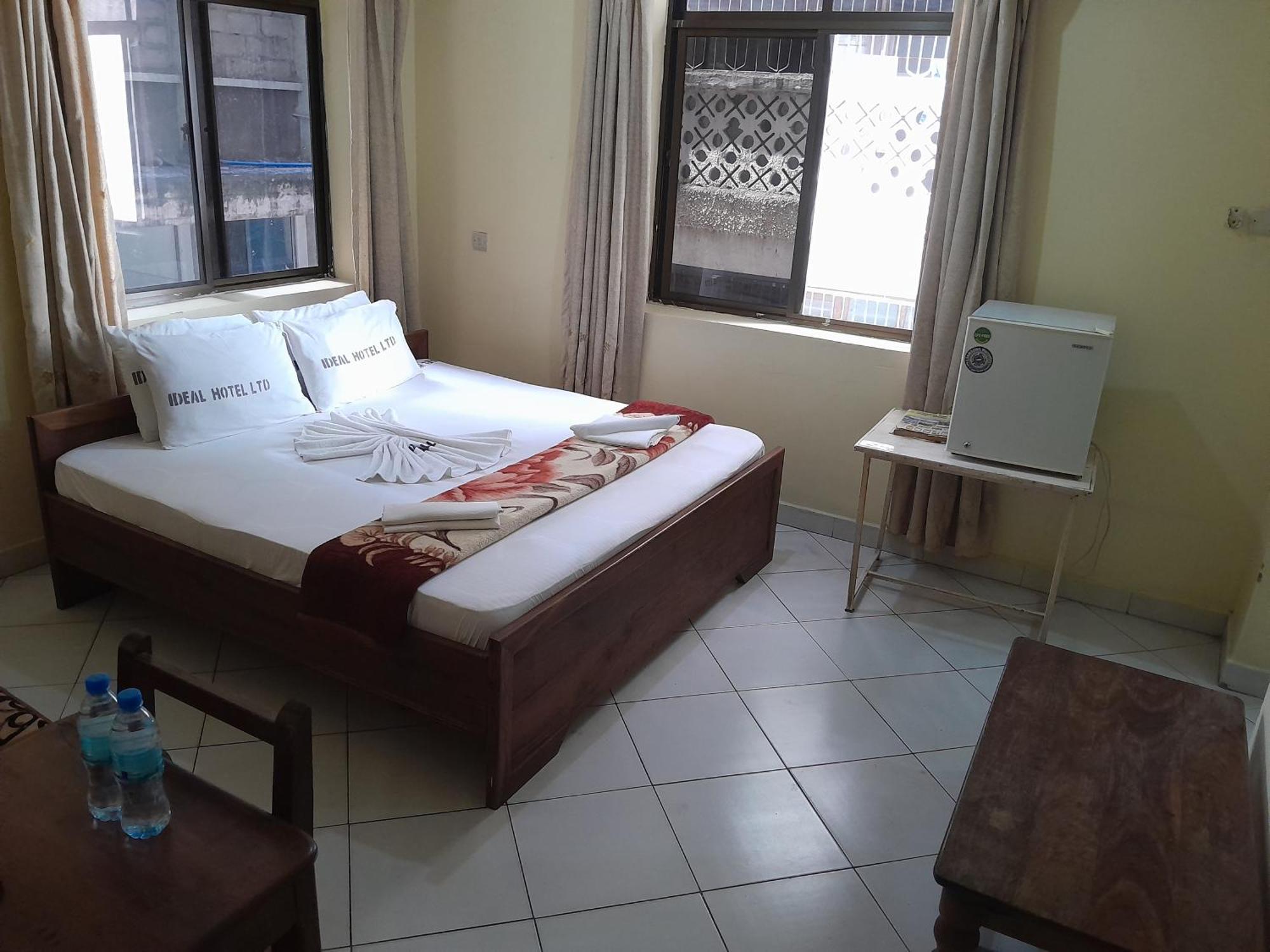 Hotel Ideal Dar es Salaam Exteriör bild