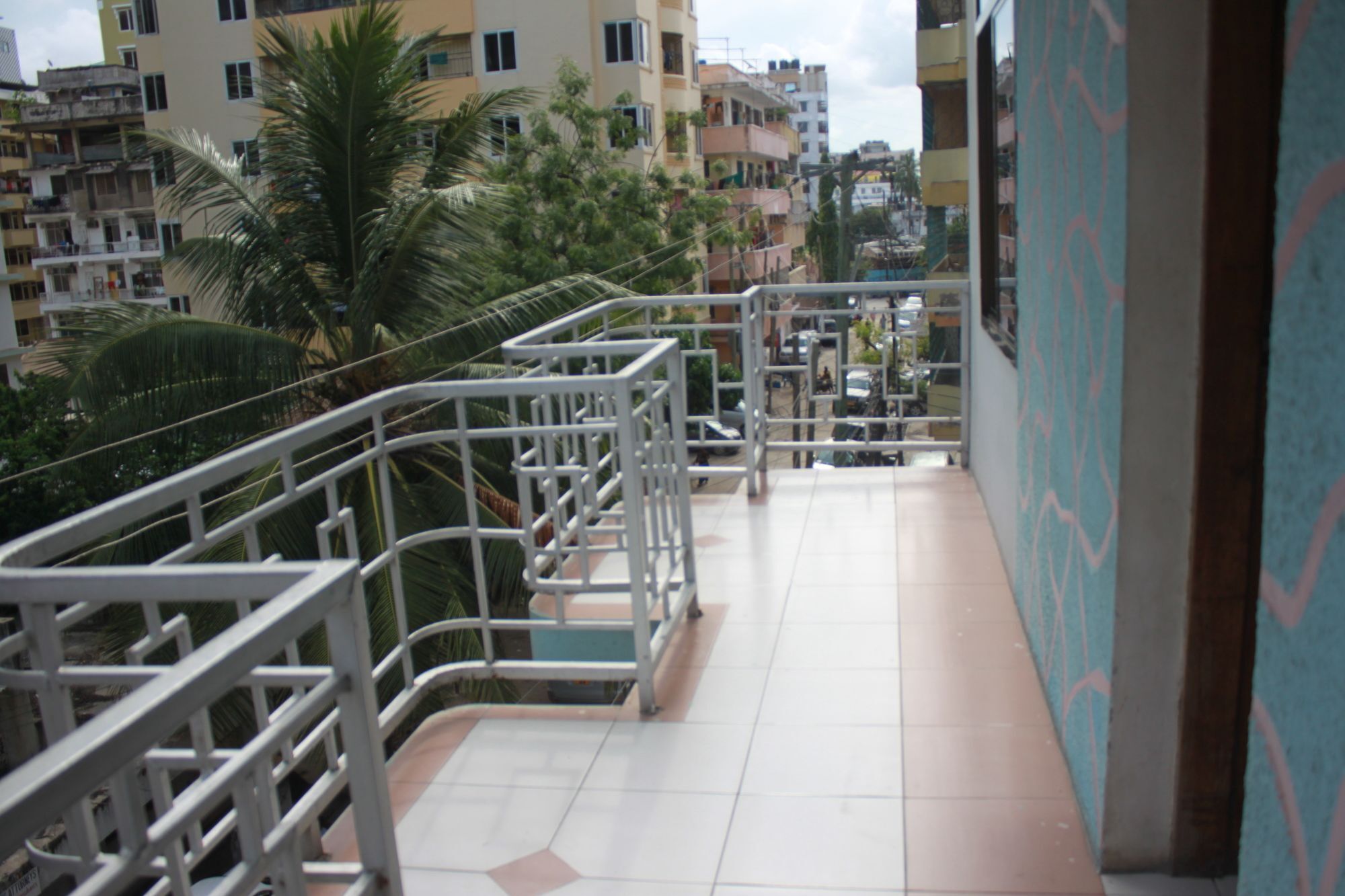 Hotel Ideal Dar es Salaam Exteriör bild